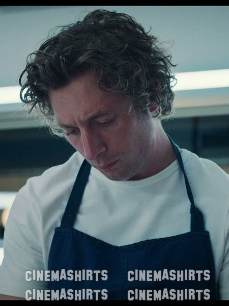 Carmy Berzatto wearing the original Hedley & Bennett Big Essential Apron (Navy) on The Bear